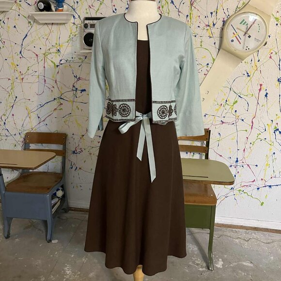 3 for $50💚Jessica Howard Sleeveless Dress and Jacket Set Size 8P - Picture 1 of 8